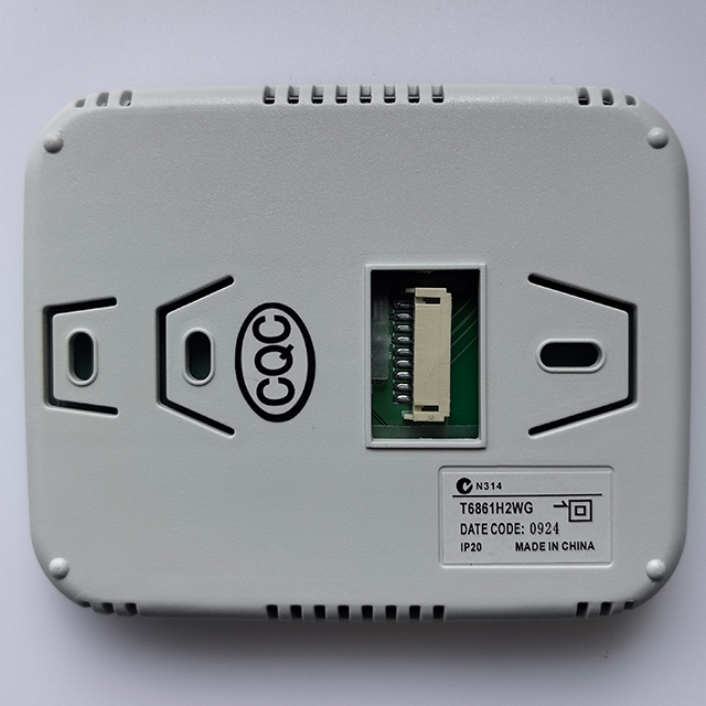  Fan Coil On/Off Thermostat, with Remote Sensor and Remote Setback Inputs